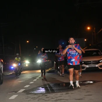 Runner Photo 6054895