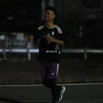 Runner Photo 6054902