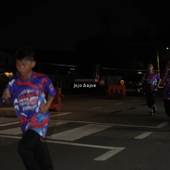 Runner Photo 6054932