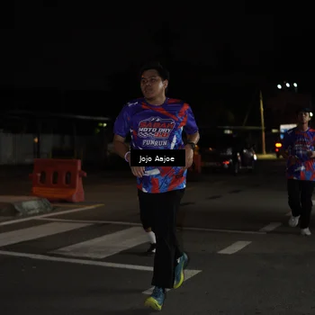 Runner Photo 6054958