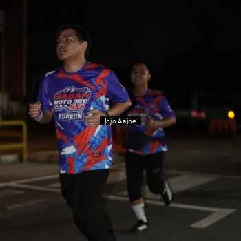 Runner Photo 6054990