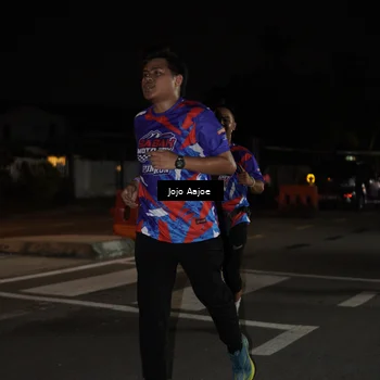 Runner Photo 6054996