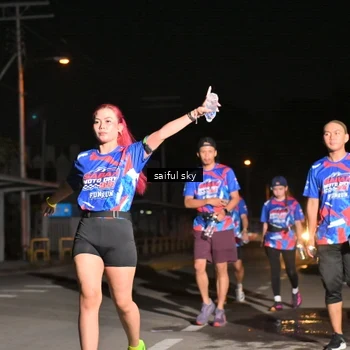 Runner Photo 6055003