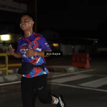 Runner Photo 6055004