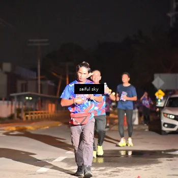 Runner Photo 6055014