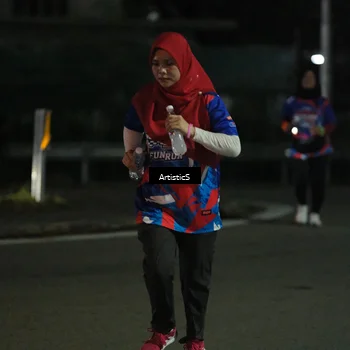 Runner Photo 6055022