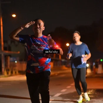 Runner Photo 6055025