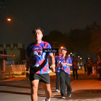Runner Photo 6055030