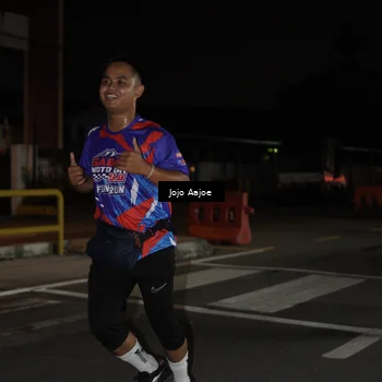 Runner Photo 6055038