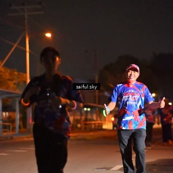 Runner Photo 6055046