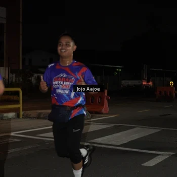 Runner Photo 6055059