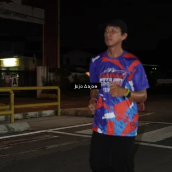Runner Photo 6055063