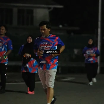 Runner Photo 6055092