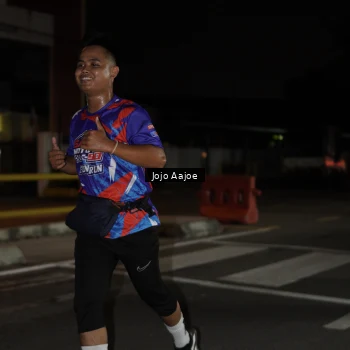 Runner Photo 6055094