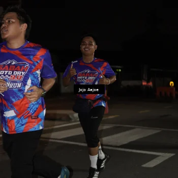 Runner Photo 6055100