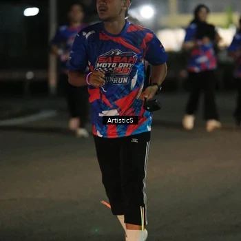 Runner Photo 6055128