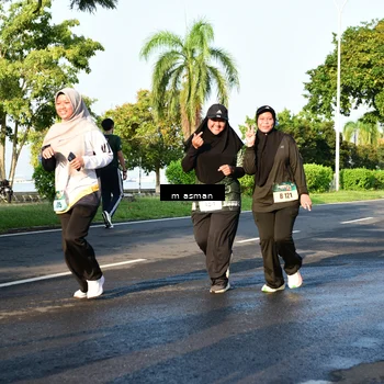Runner Photo 6055345