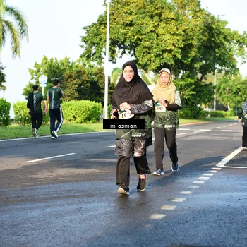 Runner Photo 6055353