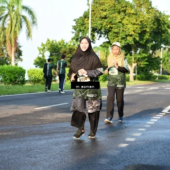 Runner Photo 6055364