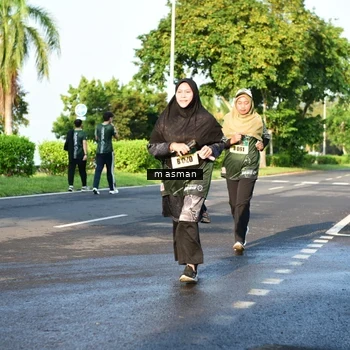 Runner Photo 6055366