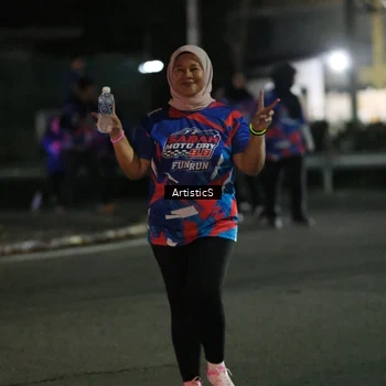 Runner Photo 6055373