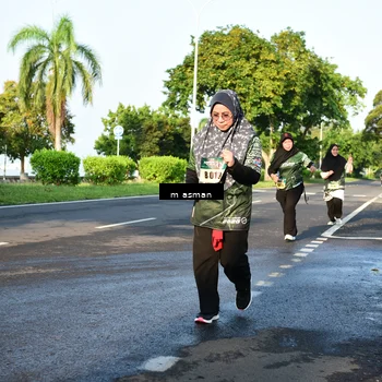 Runner Photo 6055395