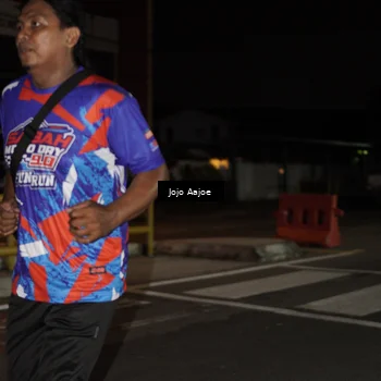 Runner Photo 6055401