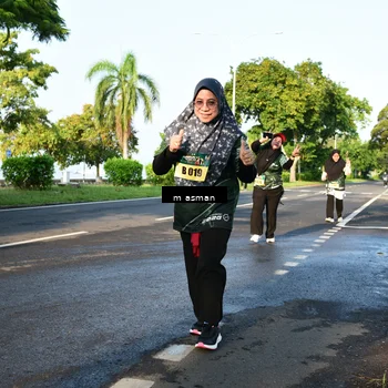 Runner Photo 6055404