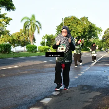 Runner Photo 6055410