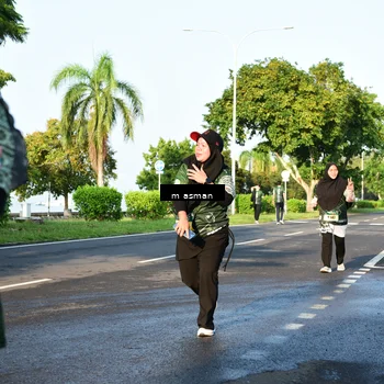 Runner Photo 6055411