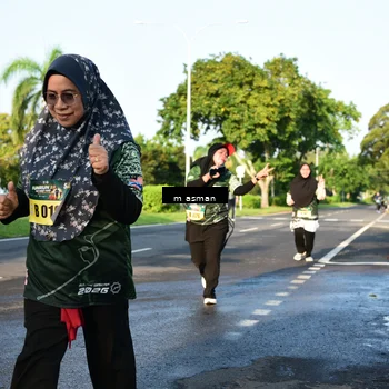 Runner Photo 6055412