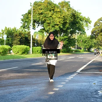 Runner Photo 6055431