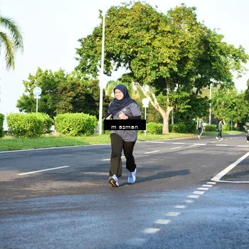 Runner Photo 6055442