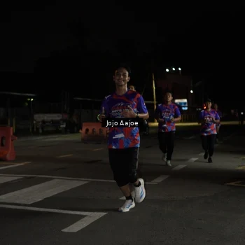 Runner Photo 6055451