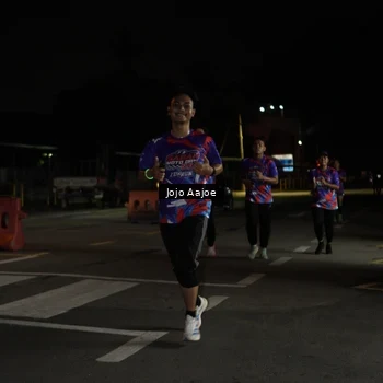 Runner Photo 6055454