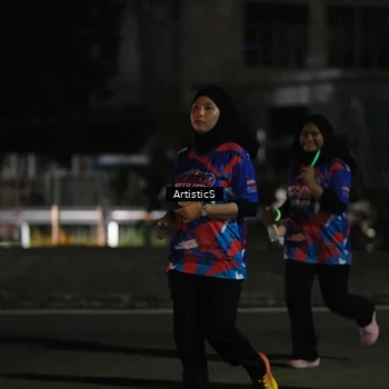 Runner Photo 6055458