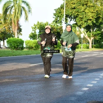 Runner Photo 6055462