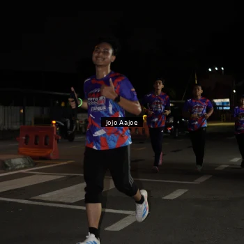 Runner Photo 6055464