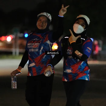 Runner Photo 6055466