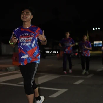 Runner Photo 6055467