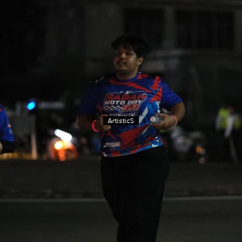 Runner Photo 6055470