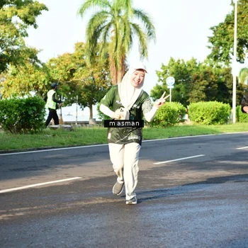 Runner Photo 6055484