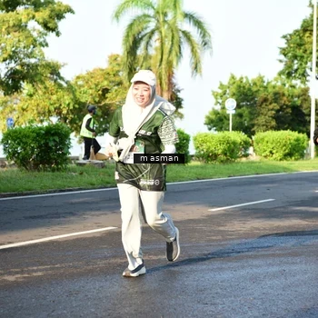 Runner Photo 6055488