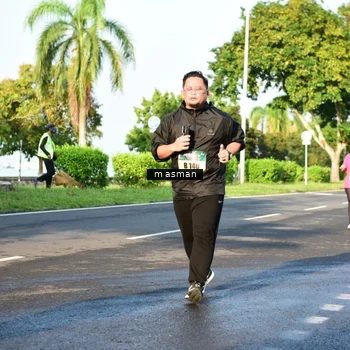 Runner Photo 6055491