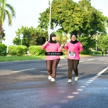 Runner Photo 6055501