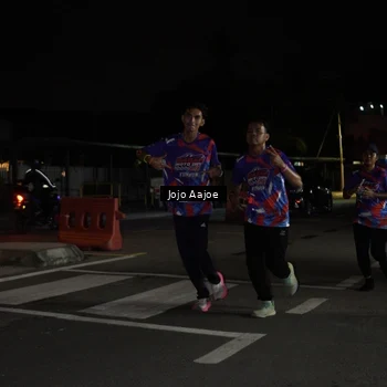 Runner Photo 6055506