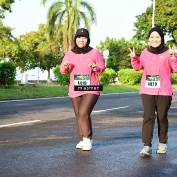 Runner Photo 6055513