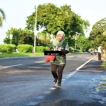 Runner Photo 6055519