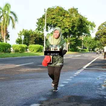 Runner Photo 6055522