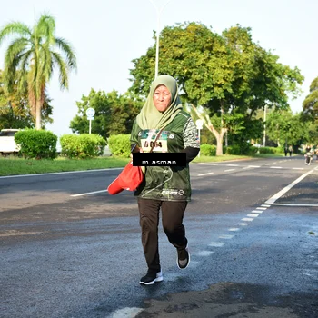 Runner Photo 6055532